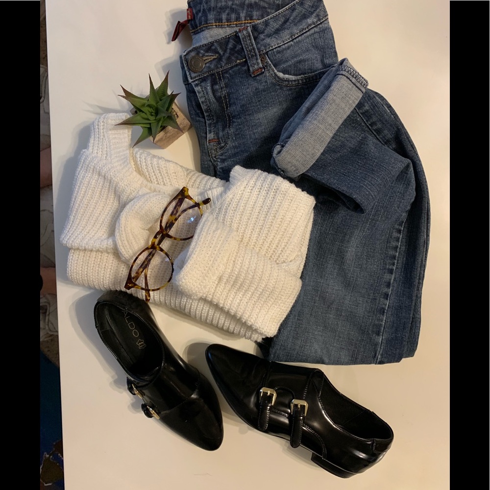 Forever 21 Straight Leg Jeans